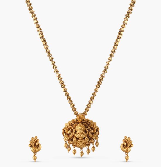 Bhavika Antique Pendant Set