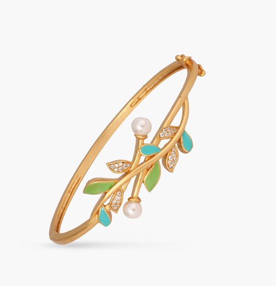 Eriha Pearl Nakshtra CZ Green Leaf Bracelet