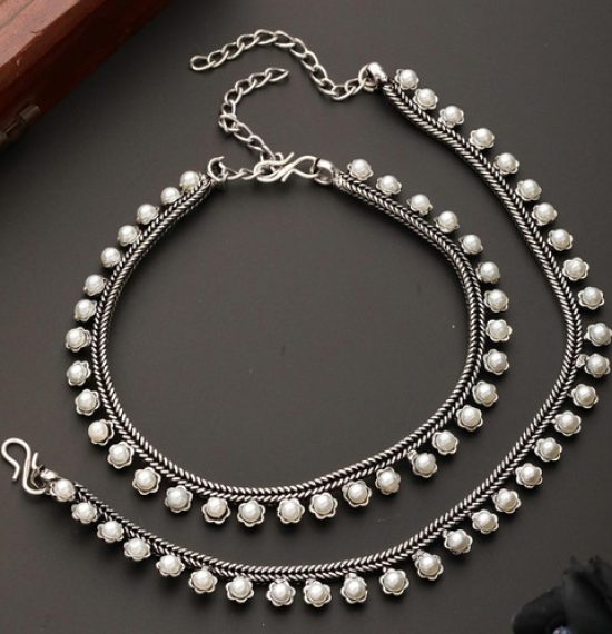 Sangria Set of 2 Silver-Plated Pearl Anklets
