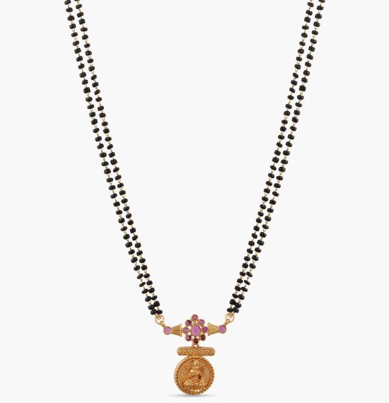 Sanskriti Antique Red Kempu Black Bead Necklace